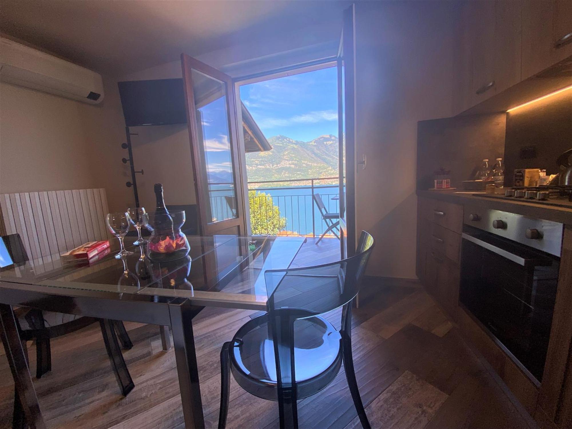 Il Bellavista Apartment Lezzeno Phòng bức ảnh